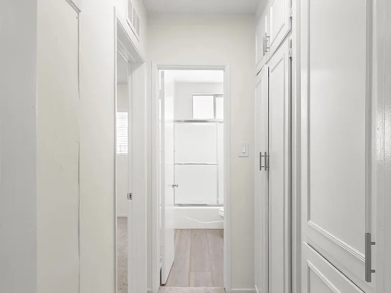 1226 McClellan Dr #5 — Photo 12