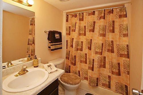 4th image of 4267 Windcross Ln #6-E