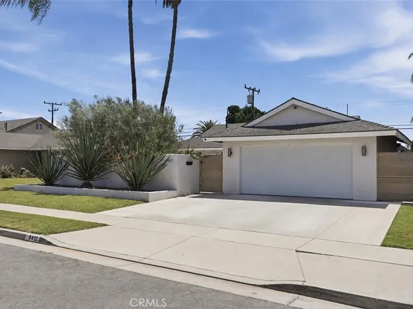 9412 Nautilus Dr, Huntington Beach, CA 92646