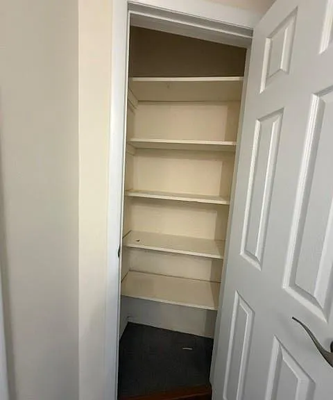12 Athens Ct — Photo 10