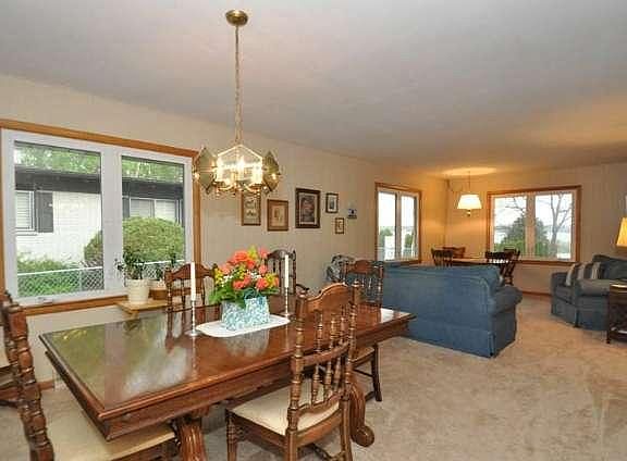 3rd image of 27009 Waubeesee Lake Dr