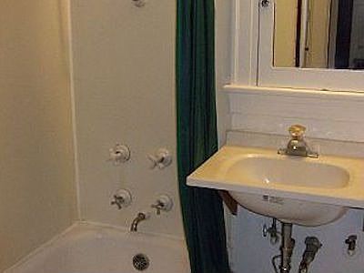 3rd image of 4522 Brooklyn Ave NE APT 208