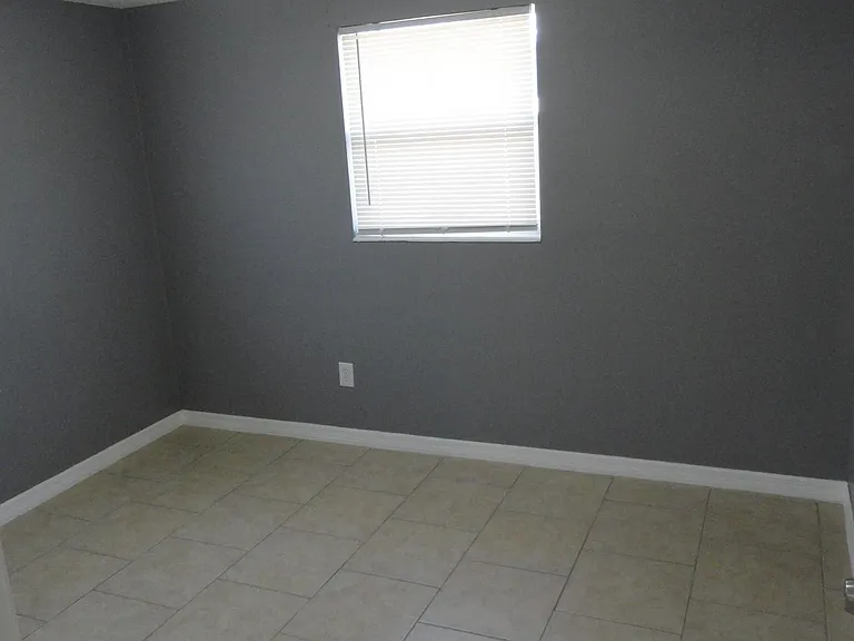 Cherrywood Dr — Photo 9