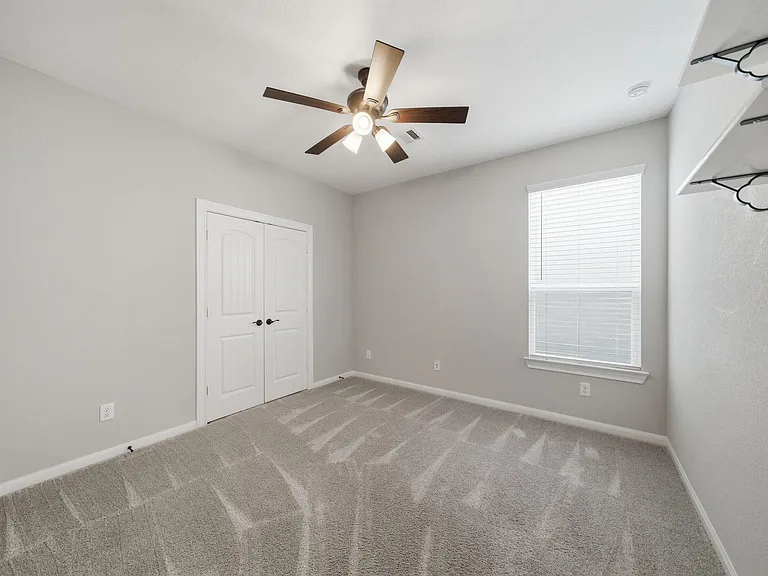 10009 Granary Dr — Photo 12