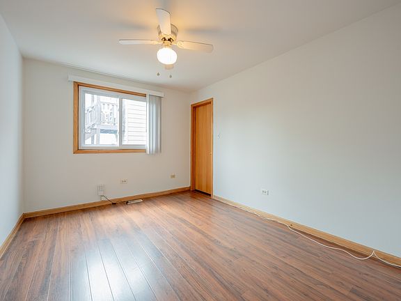 5th image of 811 S Claremont Ave #2