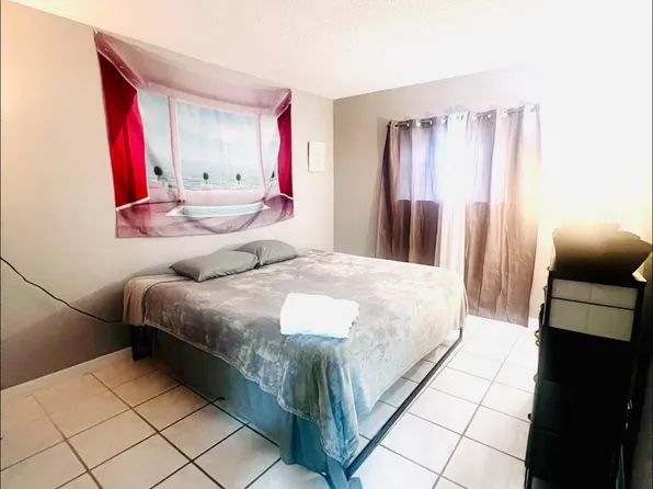 328 SW 1st St, Pompano Beach, FL 33060