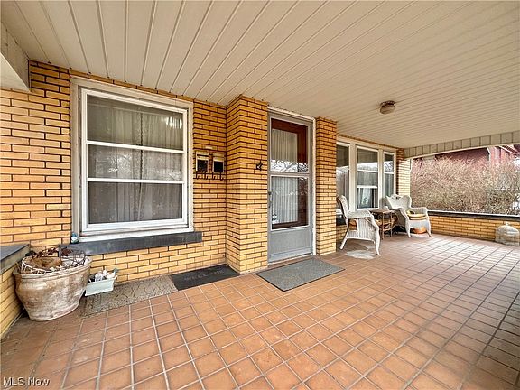 4th image of 179 Oakdale Ave