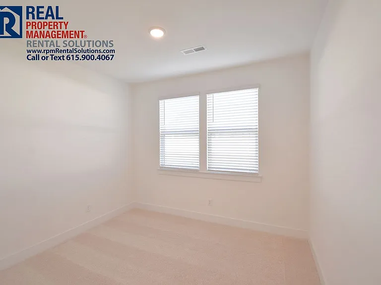 2302 Beaver Dr — Photo 10