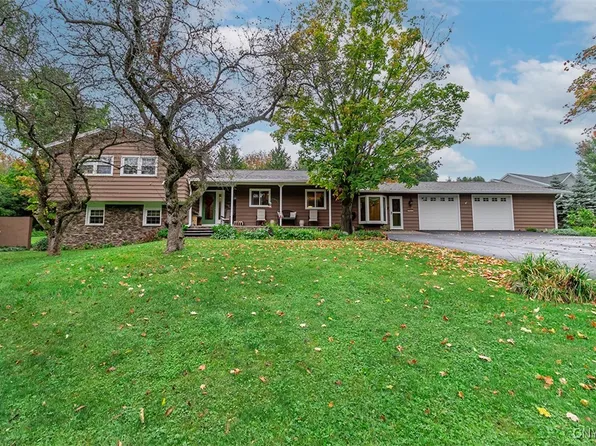 2039 Hoffman Rd, Cazenovia, NY 13035