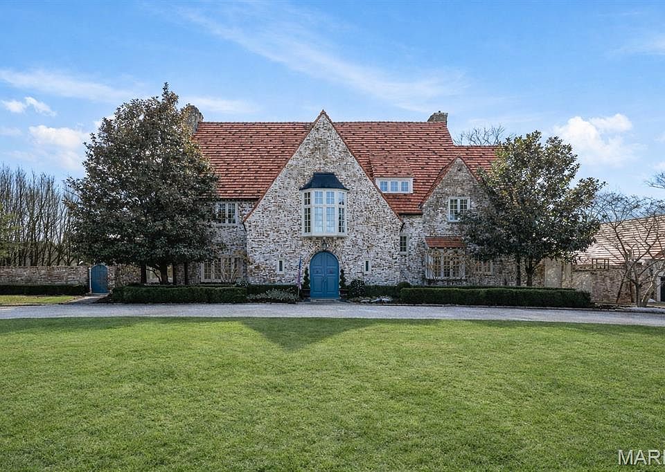 1st image of 8 Ridgewood St