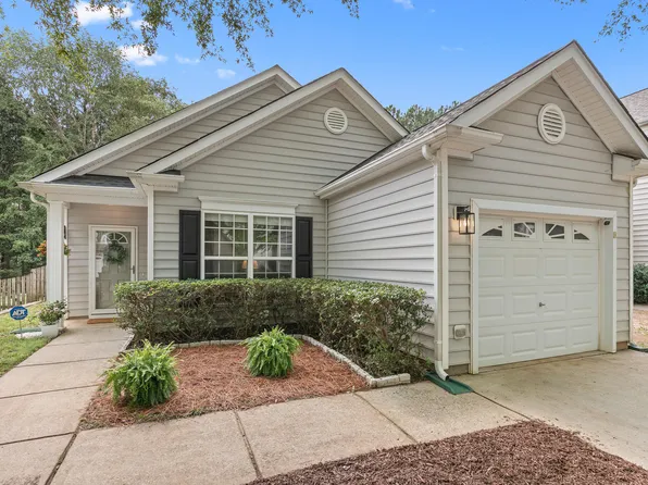8421 Whisper Ridge Pl, Raleigh, NC 27613