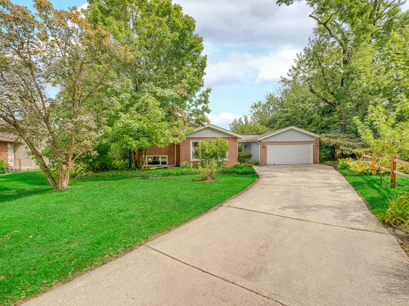 15959 Vera Ct, Oak Forest, IL 60452