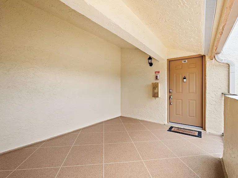 7500 Sunshine Skyway Ln S #205 — Photo 7