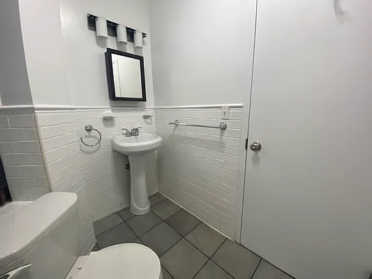 Rented by MQ Realty LLC | media 7