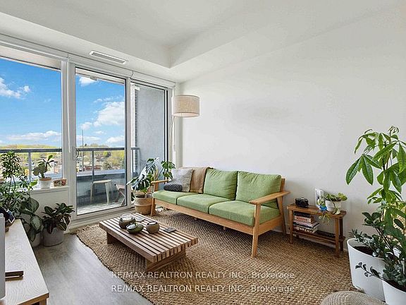 2nd image of 185 Deerfield Rd #315