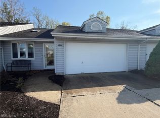 4648 Oak Point Rd, Lorain, OH 44053