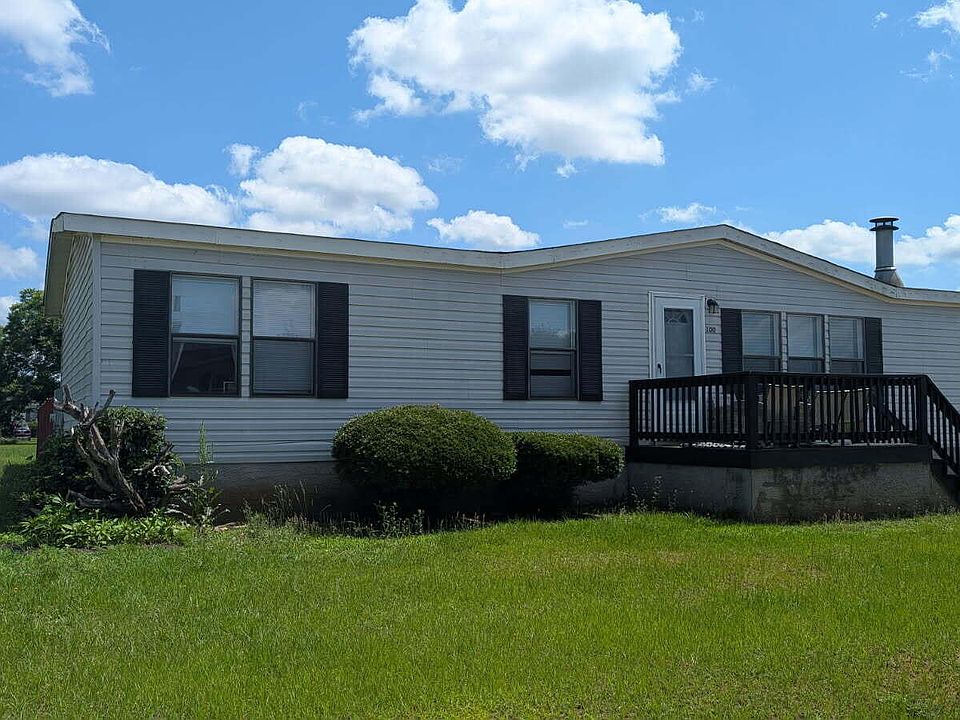 2nd image of 100 Crestmont Ct