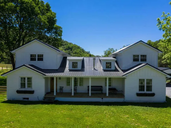 28014 Rivermont Dr, Meadowview, VA 24361