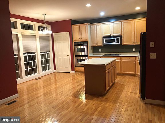 5th image of 8040 Samuel Wallis St