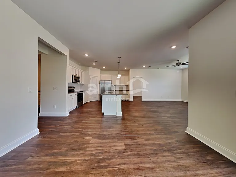 536 Plumeria Ln — Photo 5