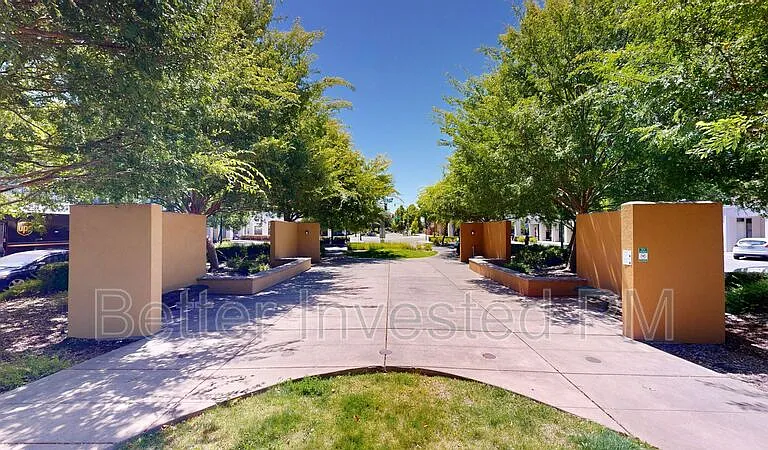 950 Campoy St #207 — Photo 6