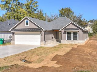 1327 E Hobson Ave, Sapulpa, OK 74066