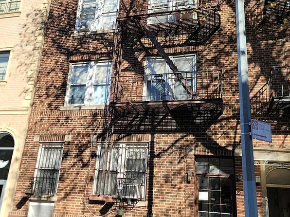 1349 57th St, Brooklyn, NY 11219
