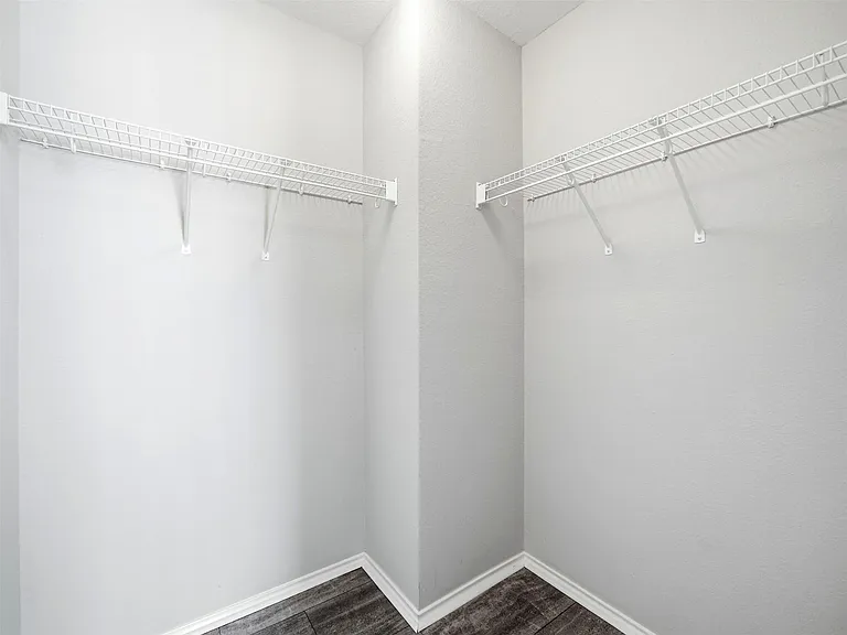 405 N Lynnwood Trl — Photo 25