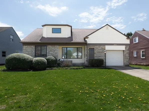 24004 Woodway Rd, Beachwood, OH 44122
