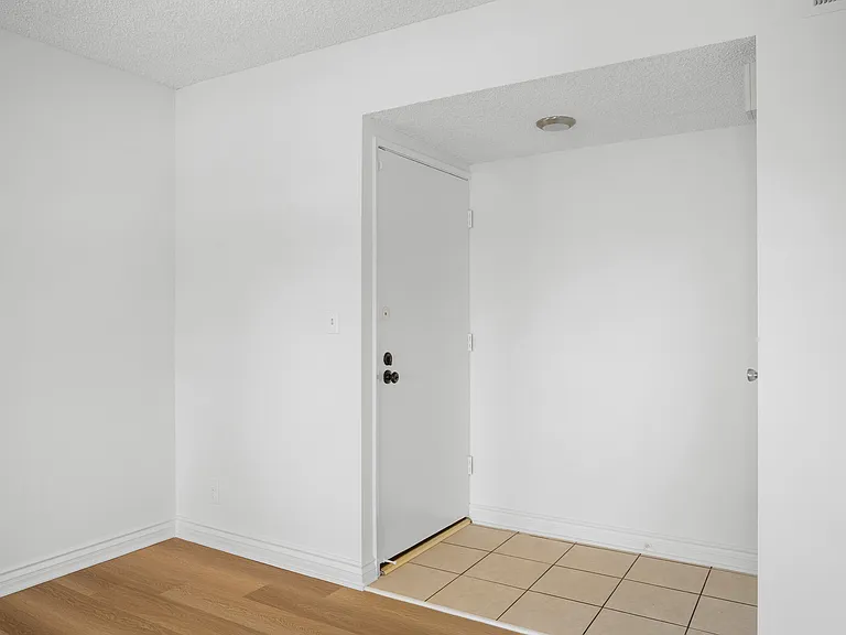 4248 Troost Ave #4 — Photo 4