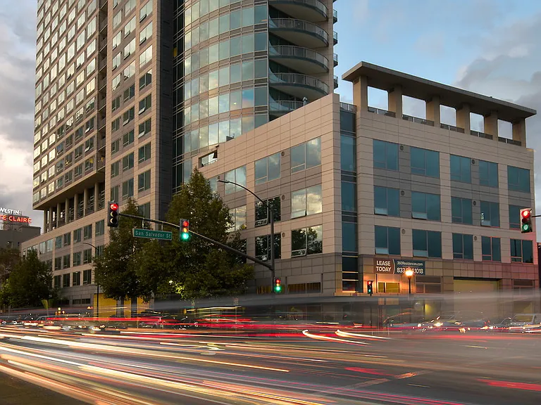 360 Residences — Photo 1