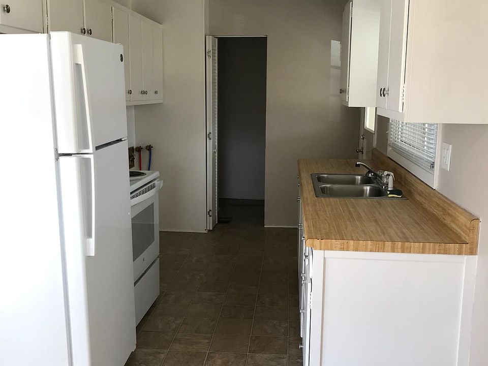 1st image of 629 Shelborn Dr