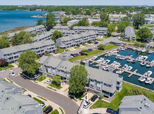 211 Schooner Cir, Neptune, NJ 07753