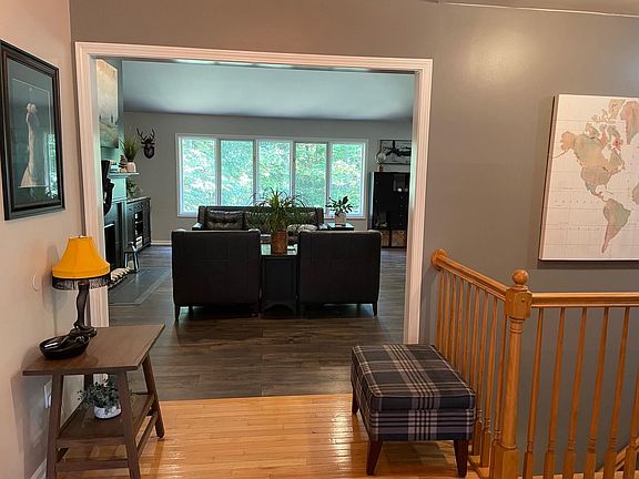 2nd image of 50207 Thetford Ct W Court W