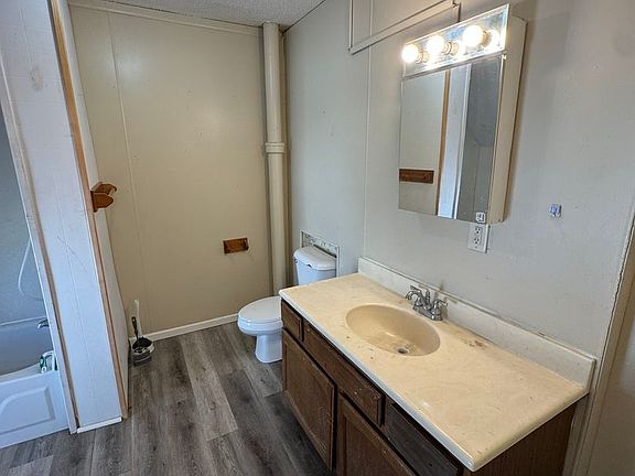 4th image of 1225.5 S 22nd St #12255