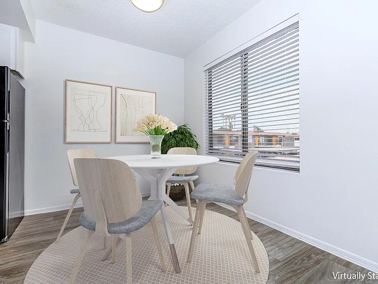 Palisade Park Aparments — Photo 58