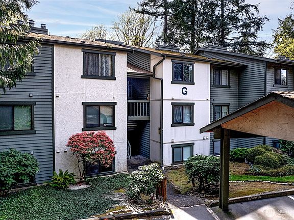 2nd image of 12711 NE 129th Court #G101