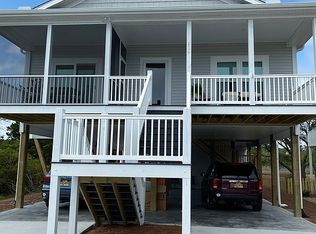 914 E Pelican Drive, Oak Island, NC 28465