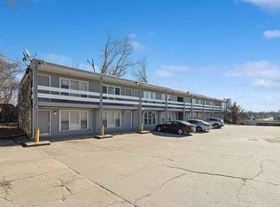 300 31st St NE APT G, Cedar Rapids, IA 52402