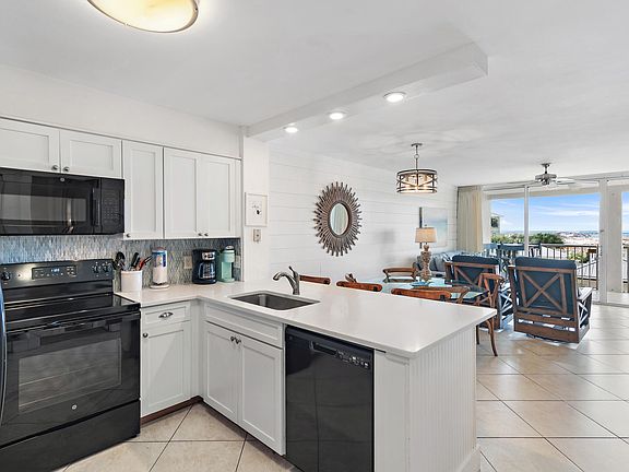 3rd image of 480 Gulf Shore Dr Unit 205