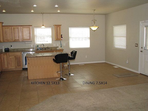3rd image of 2948 Margaret Dr