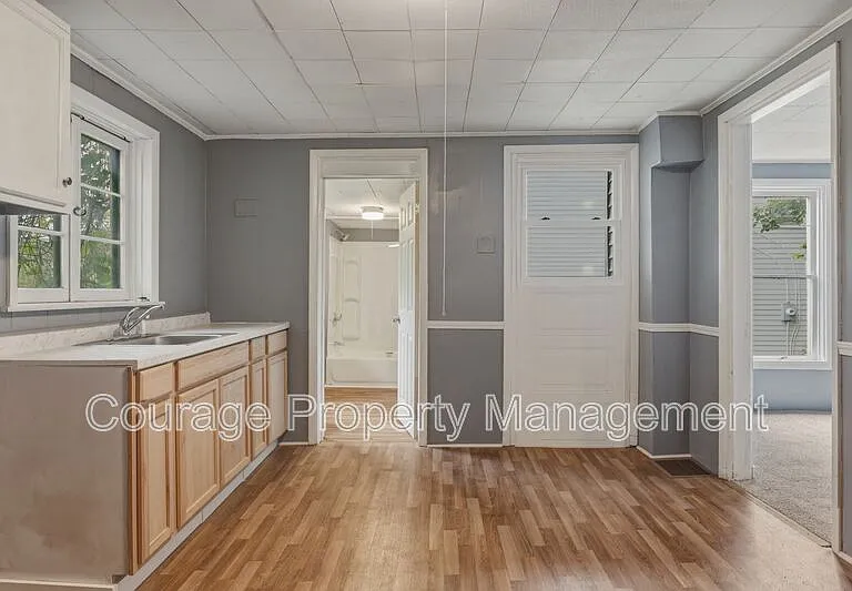 291 Sunset Dr #101 — Photo 9