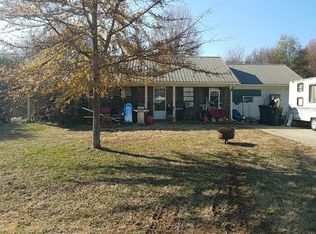 231 Silverwood Ln, Hazel Green, AL 35750
