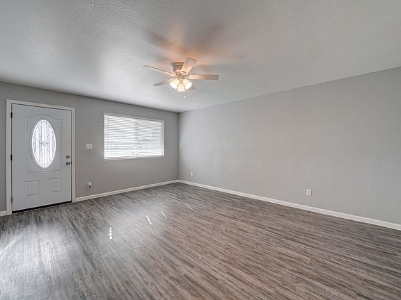 4th image of 2531 W Jacinto Ave