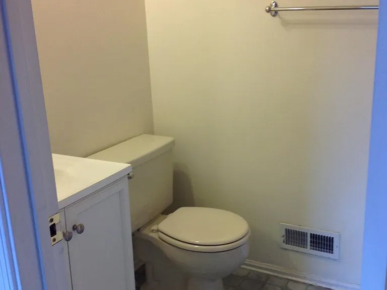 Front bedroom private bath