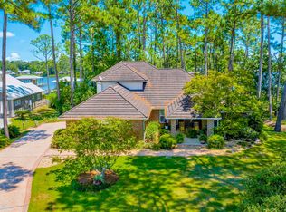 8927 Bay Point Dr, Elberta, AL 36530