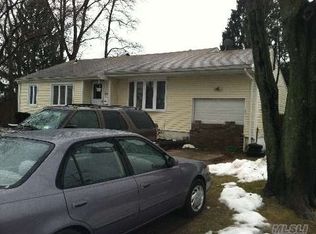294 Jefferson Ave, Brentwood, NY 11717