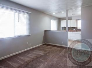 King's Court, Omaha, NE 68106