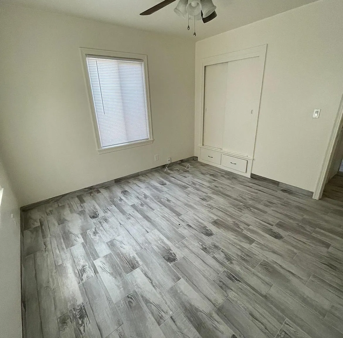 104 E Walnut Ave — Photo 4