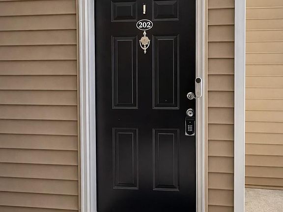 5th image of 19623 Galway Bay Cir APT 202